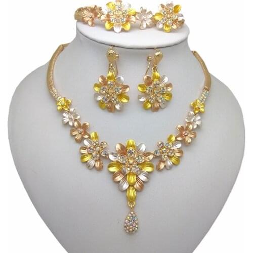 Kingdom Ma New Trendy Elegant Tricolor Necklace Earrings Bracelet Ring Dubai Gold Jewelry Sets for Women Party Accessories