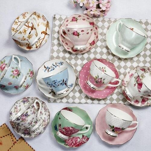 Retro Bone China Coffee Cup Sets Top Quality Ceramic Porcelain Tea Cups Set Afternoon Tea Party Wedding Gift Home Drinkware
