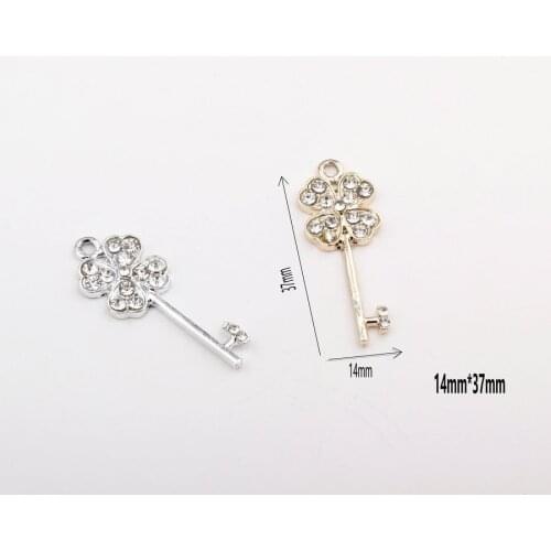 10PCS Fashion Vintage Key Charms Rhinestone Four Leaf Clover Key Charm Bracelet Necklace Dangle Charms DIY Jewelry Accessories