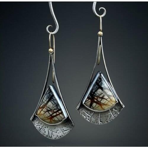 2020 Wholesale European and American Popular Picasso Color Glass Earrings Classic Creative Birch Leaf Separation Earrings Female