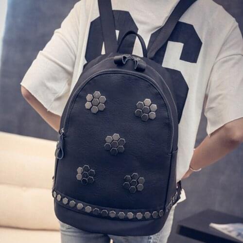 2019 new New Creative Women PU Leather Backpack School Girls Student Travel Backpacks Black Mater Rivet Sathel Bag FA$B