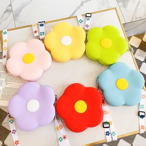 Soft Silicone New Women Shoulder Bags Cartoon Flower Fashion Crossbody Messenger Bags Portable Large Capacity Macaron Handbags