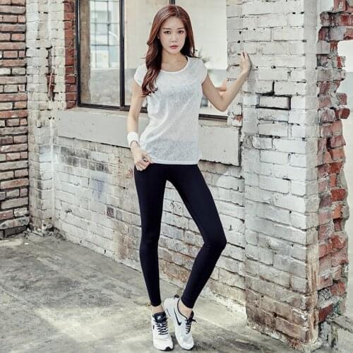 High Elastics New Sport Suit Print Fitness Leggings Yoga Set 3 Pieces Zipper Sportswear T-shirt+Sport+Pants 2018 Tracksuit Women