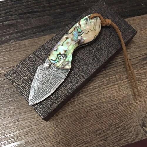 58HRC Handmade Damascus steel blade Pocket Folding Knife with shell Handle utility knife gift knife Outdoor survival knife