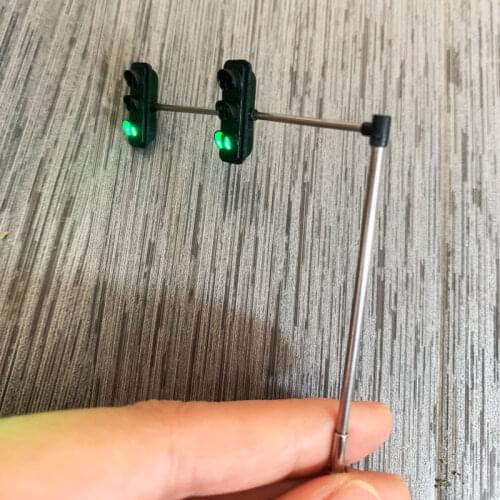 LED 1:87 HO Scale Train Model Miniature Simulation Double Column Vertical Traffic Lights Sand Table Track Scene Accessories