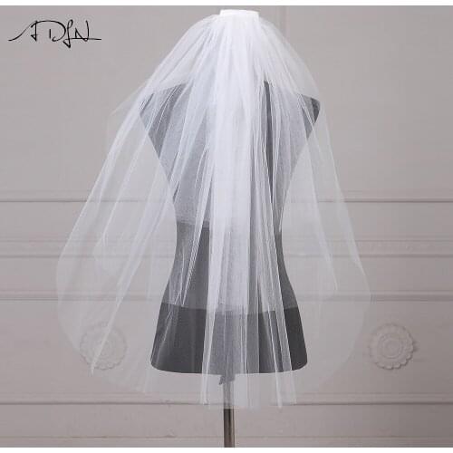 Simple Ivory Short Wedding Veil Wedding Accessory Soft Tulle Bridal Veil with Comb