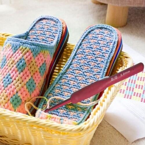 16 PCS Crochet Hooks Handle Knitting Needles Set Crocheting Knitting Brown Knitting Tool Sweater Needle High Quality Durable