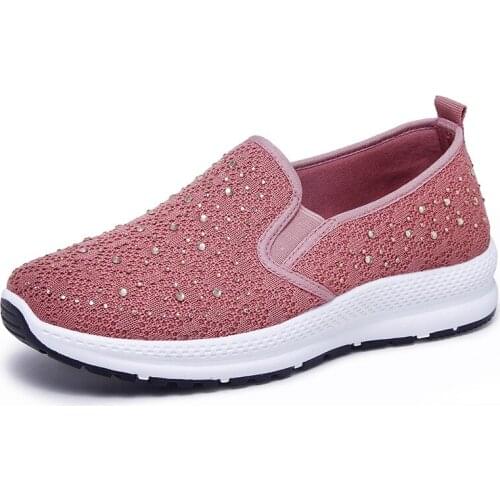 2021Womens shoes spring new flying woven shoes flat-soled casual sneakers old man walking shoes soft-soled fashion mother shoes