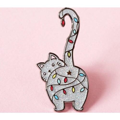 Christmas Kitty Christmas Lights Cute Glitter Enamel Brooch Pins Badge Lapel Pins Alloy Metal Fashion Jewelry Accessories Gifts