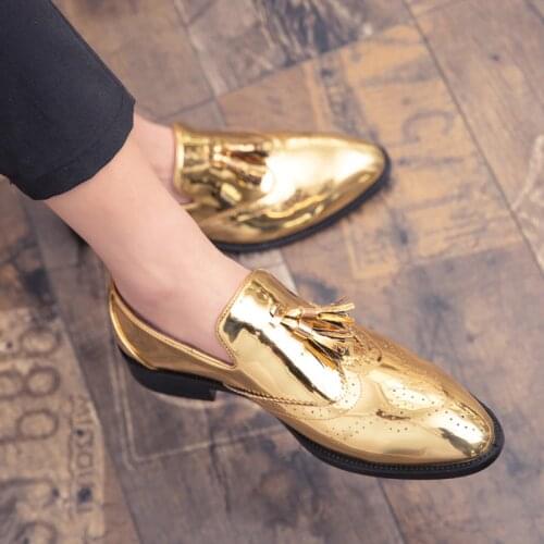 2020 New Gold Color Man Dress Shoes Tassel Pointed Men Shoes Loafers Luxury Designer Business Leather Shoes Plus Size 38-47
