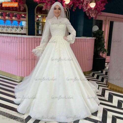 Dubai Muslim Wedding Gowns Long Sleeves 2021 High Neck Robe De Mariée Lace Appliques vestido de noiva Custom Made Bridal Dresses