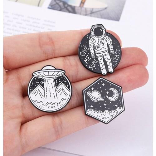 Astronaut Whale Backpack Enamel Brooch Spaceship Constellation Rocket Planet Water Bottle Badges Jewelry Gifts For Explorers