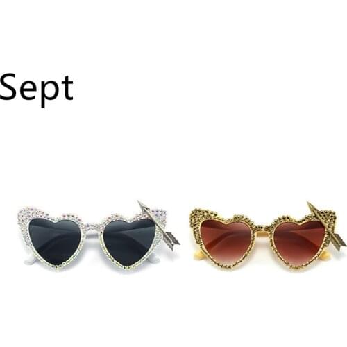 Sept Luxury Colorful Diamond Sun Glasses Fashion Arrow Heart Sunglasses Women Female Eyewear Shades Rhinestone Glasses