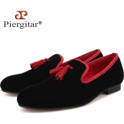 Piergitar handmade six colors men tassel shoes fashion party and wedding mens dress shoes men velvet loafers plus size