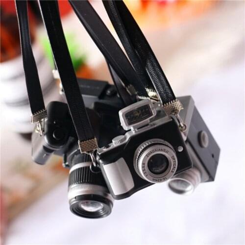 GXMB 1/12 Dollhouse Mini Camera Model Newborn Photography Props Retro Miniature Camera Decoration