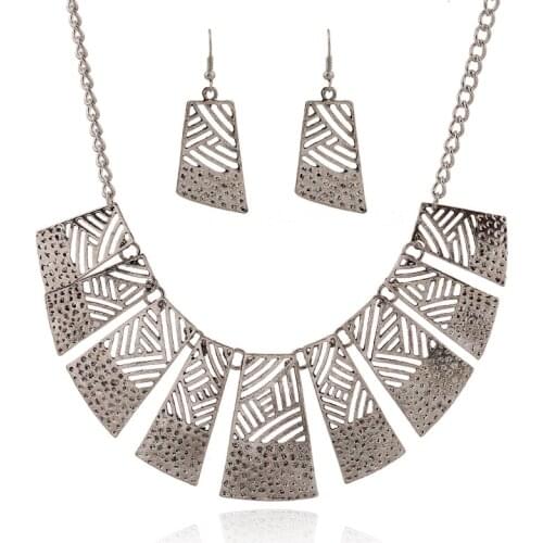 LZHLQ Ethnic Hollow Geometry Choker Statement Necklace Set Women 2Colors Zinc Alloy Necklaces Pendants Trendy Jewelry Collares