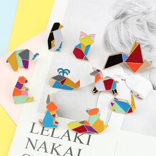 Colorful Origami Splicing Brooch Rabbit Elephant Whale Penguin Crane Bear Enamel Pins Bag Clothes Metal Lapel Pin Badges Jewelry