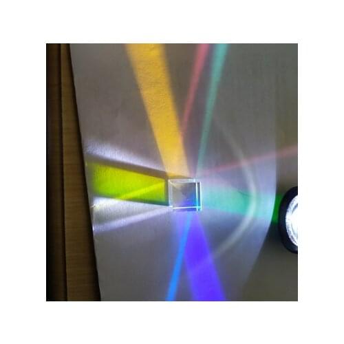 Cube Optical Glass 28*28*28mm Optical Prism Rainbow Cube of Light Color Large A Gift Childrens Science Experiment