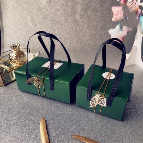 Green Theme Kraft Paper Handbags With Handle Macaron Packaging Box DIY Party Cake Box Paperboard Baking Packaging Gift Boxes Dec