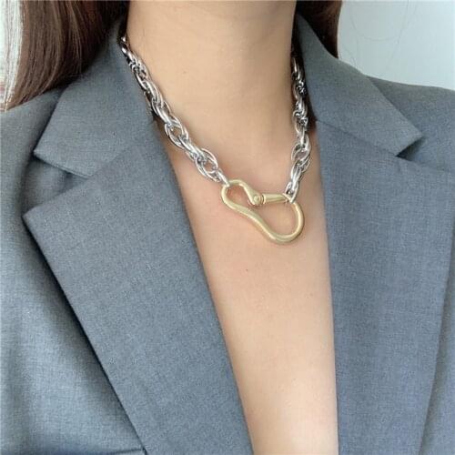 SRCOI Exaggeration Twisted Chunky Chain Choker Necklace Large Lock Pendant Necklace Gold Silver Color Collares Women Girl Party