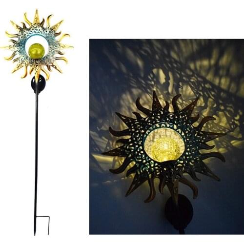 1pcs Solar Ground Plug Outdoor Landscape Lamp Garden Decorative projection Iron Art Lawn Light Retro Courtyard Moon/FameLanterns
