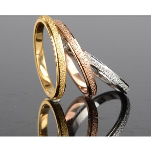 Keisha Lena Drop Shipping 2mm Lovers Gold Color Scrub Real 316l Stainless Steel Wedding Rings For Women Wholesale