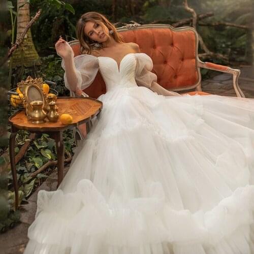 Eightree 2021 Tulle Boho Wedding Dress Elegant Off Shoulder Beach Bohemian Bridal Gown Long Sleeve A-Line Evening Princess Dress