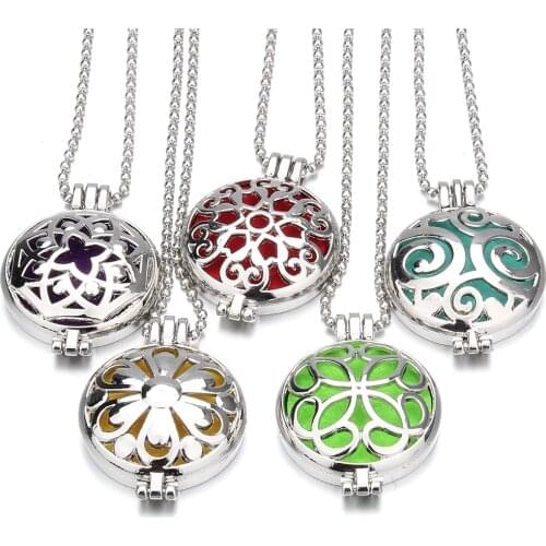 New Aroma Pendant Necklace Vintage Flower Butterfly Open Locket Aromatherapy Diffuser Perfume Essential Oil Diffuser Necklace