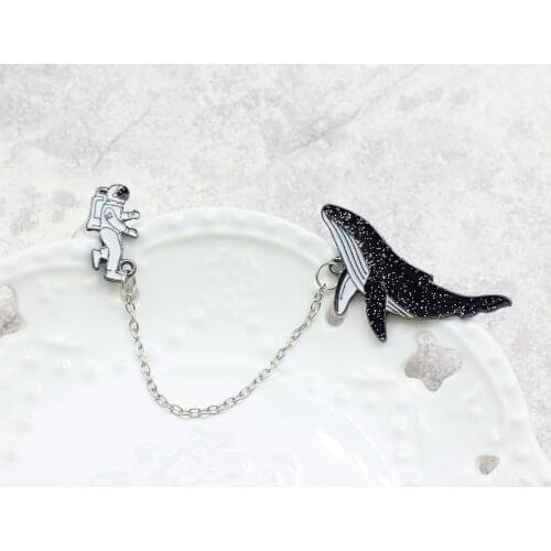 Cartoon CARTER LISA Cute Animal Astronaut And Whale With Chain Shark Female Brooches Lapel Pin Pendant For Kids Jewelry