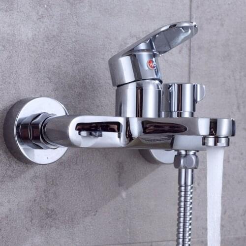 The new shower three-speed bathtub faucet hot and cold copper mixing valve faucet with draining sanitary ware runner mixer
