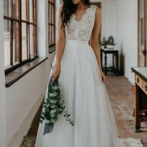 A Line Beach Wedding Dresses Lace Appliques Sleeveless Bride Gowns Floor Length Country Outdoor Bridal Dress