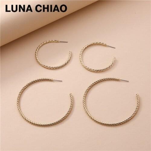 LUNA CHIAO 2 Pairs Twisted Big Round Metal Hoops Earrings Set for Women