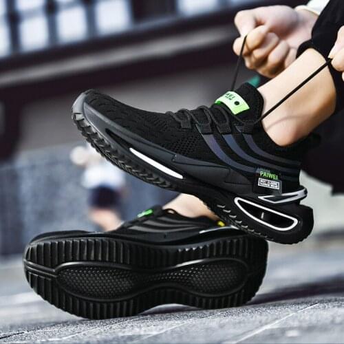 2021 New Light Man Running Shoes Comfortable Breathable Mens Sneaker Casual Antiskid and Wear-resistant Jogging Men Sport Shoes