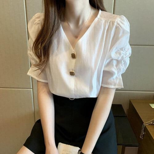 2021 Chiffon shirt womens short-sleeved shirt 2021 summer new loose v-neck purple puff sleeve shirt foreign style small shirt