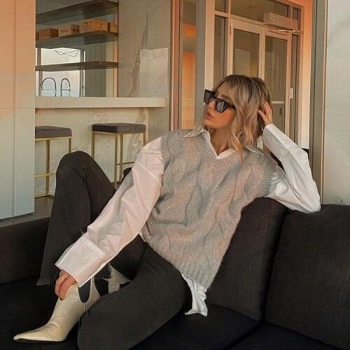 Ardm Fashion Twist Grey Cropped Cable-Knit Sweater Vest Vintage V Neck Female Waistcoat Chic Tops Pull Sans Manche