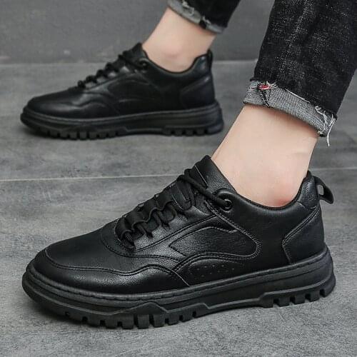 2021 Mens New Martin Leather Shoes Fashion Casual Work Shoes Lightweight Non Slip Flat Bottomed Four Seasons Men Shoe