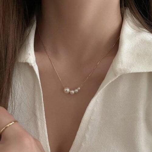 VENTFILLE 925 Sterling Silver Four Pearl Necklace Womens Light Luxury Niche Clavicle Chain Necklace Simple Accessories