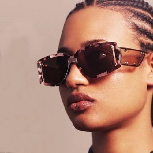 Fashion Small Square Sunglasses Women Summer Outdoor Sun Glasses Men Black Eyewear UV400 Oculos De Sol