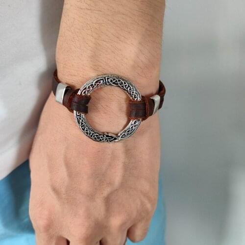 Ura find Leather Bracelets