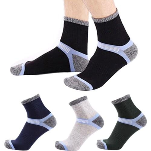 5 Pairs New Winter Warm Mens Cotton Sports Socks Breathable Deodorant Outdoor Cycling Running Quick-Drying Male Socks Hot