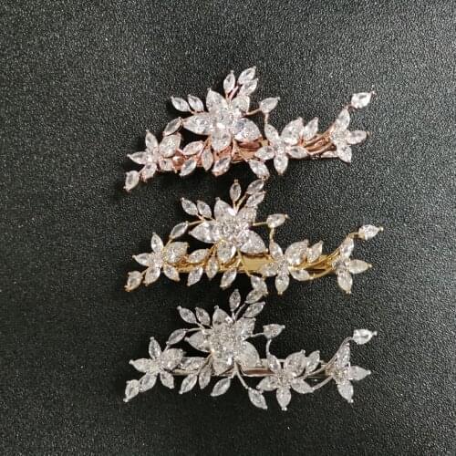 SLBRIDAL Prong Setting Clear Cubic Zirconia Flower Wedding Hair Clip Barrettes Bridal CZ Headpiece Hair accessorie Women Jewelry