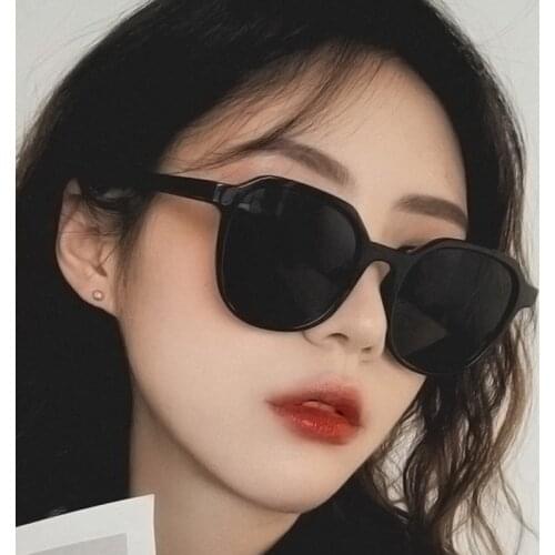 New trend fashion sunglasses unisex personality sunglasses classic retro street shooting driving sunglasses casual wild glasses