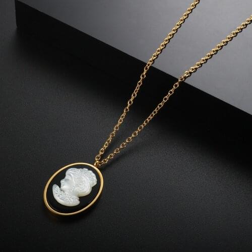 ZMFashion Retro White Angel Pendant Necklace For Women Aesthetic Jewelry Vintage Charm Clavicle Chain Female Choker Party bijoux