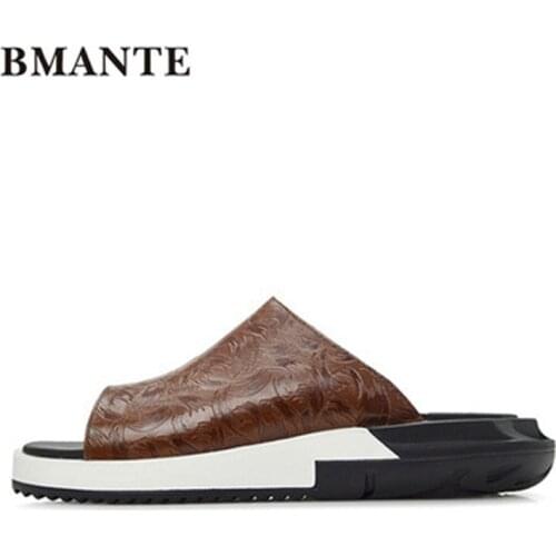 New Men Casual Beach Sandal Basic Luxury Slippers Men Summer Shoes Concise Roma Popular Flat Men Retro Slippers