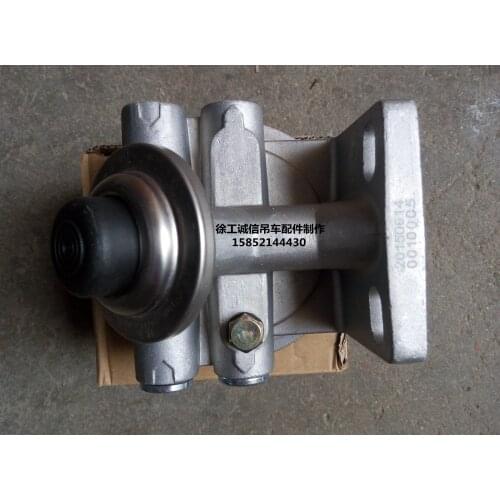 Xugong crane oil water separator base oil water separator seat original fittings