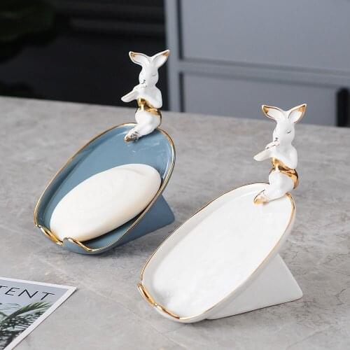 Creative Ceramic Soap Dish Soap Holder Free Perforated Soap Shelf Soap Dish Drain Toilet Suction Cup Soap Holder Soap Box