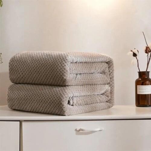 WOSTAR Luxury Fleece Flannel Blanket Solid Bed Covers luxury home textiles Soft Warm Plush Plaid Sofa Bedspread throw Blanket