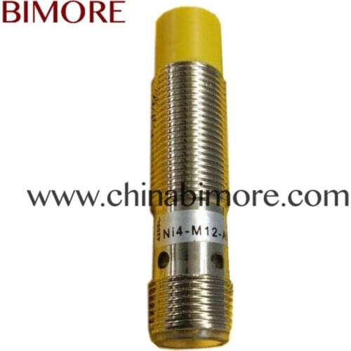 Escalator sensor Ni4-M12-AP6X-H1141