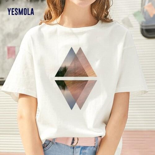 Beautiful Geometry Printed T Shirt Women 90s Graphic T-shirt Harajuku Tops Tee Cute Short Sleeve Animal tshirt Female Tshirts