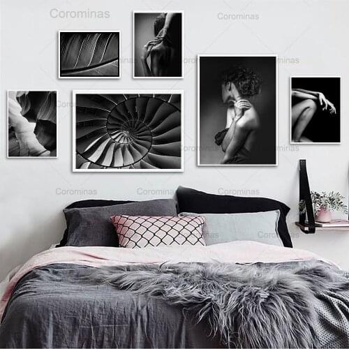 Fashion Poster Black White Feather Canvas Painting Sexy Lady Wall Art Modular Print Modern Picture Living Room Home Decoration